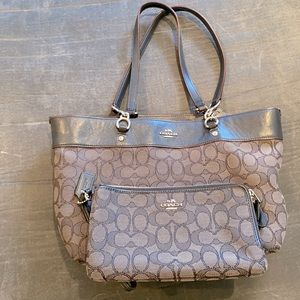 Coach purse and matching wallet